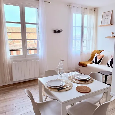 Le Nid De , T1 Coup De Coeur Avec Parking *