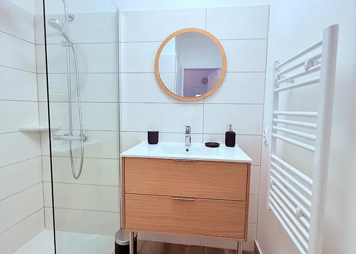 Le Nid De , T1 Coup De Coeur Avec Parking Appartement *